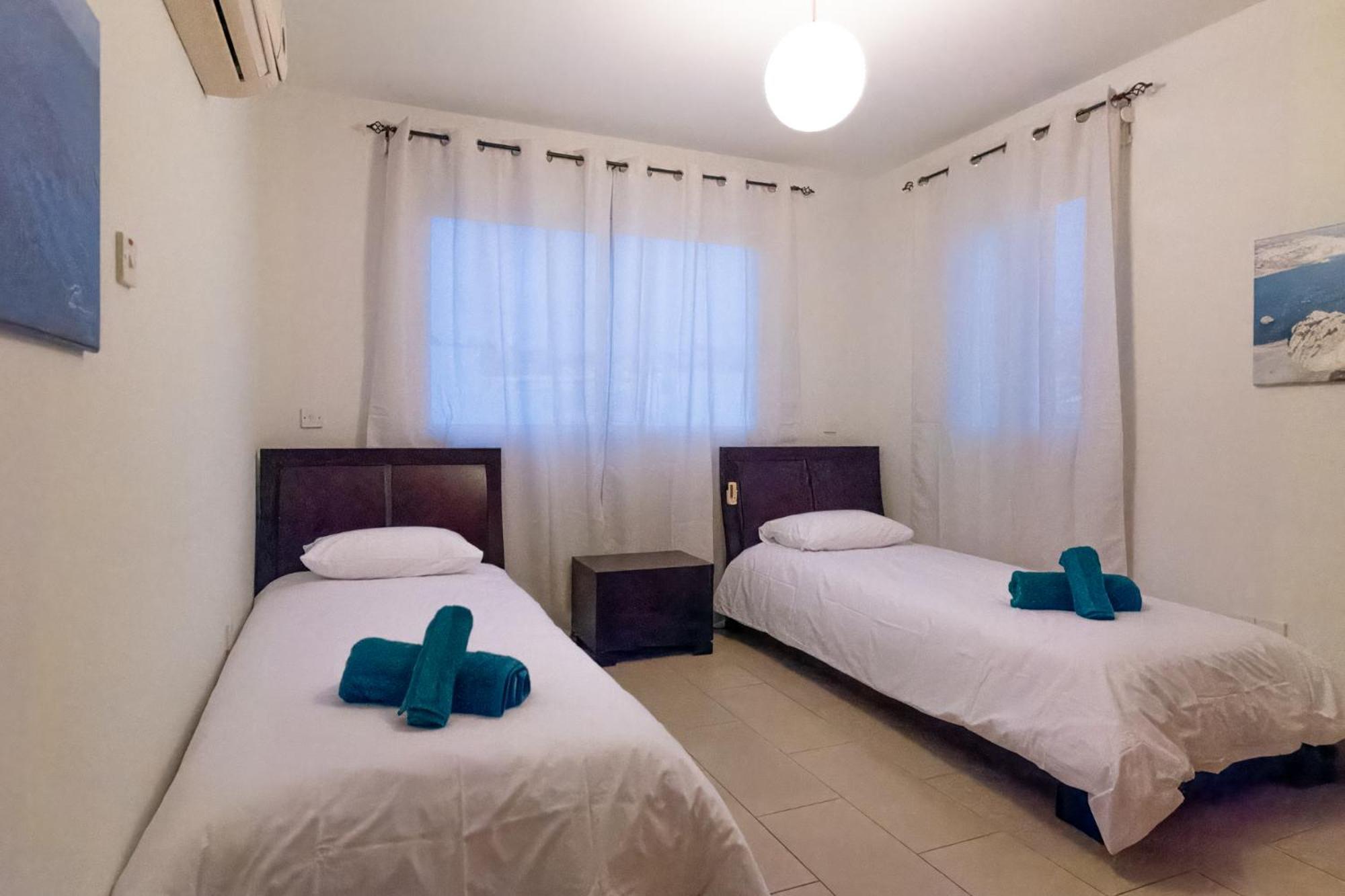 Nefeli Blue-Horizon 2B, Pool, Suites, Big Balconies Пафос Екстериор снимка
